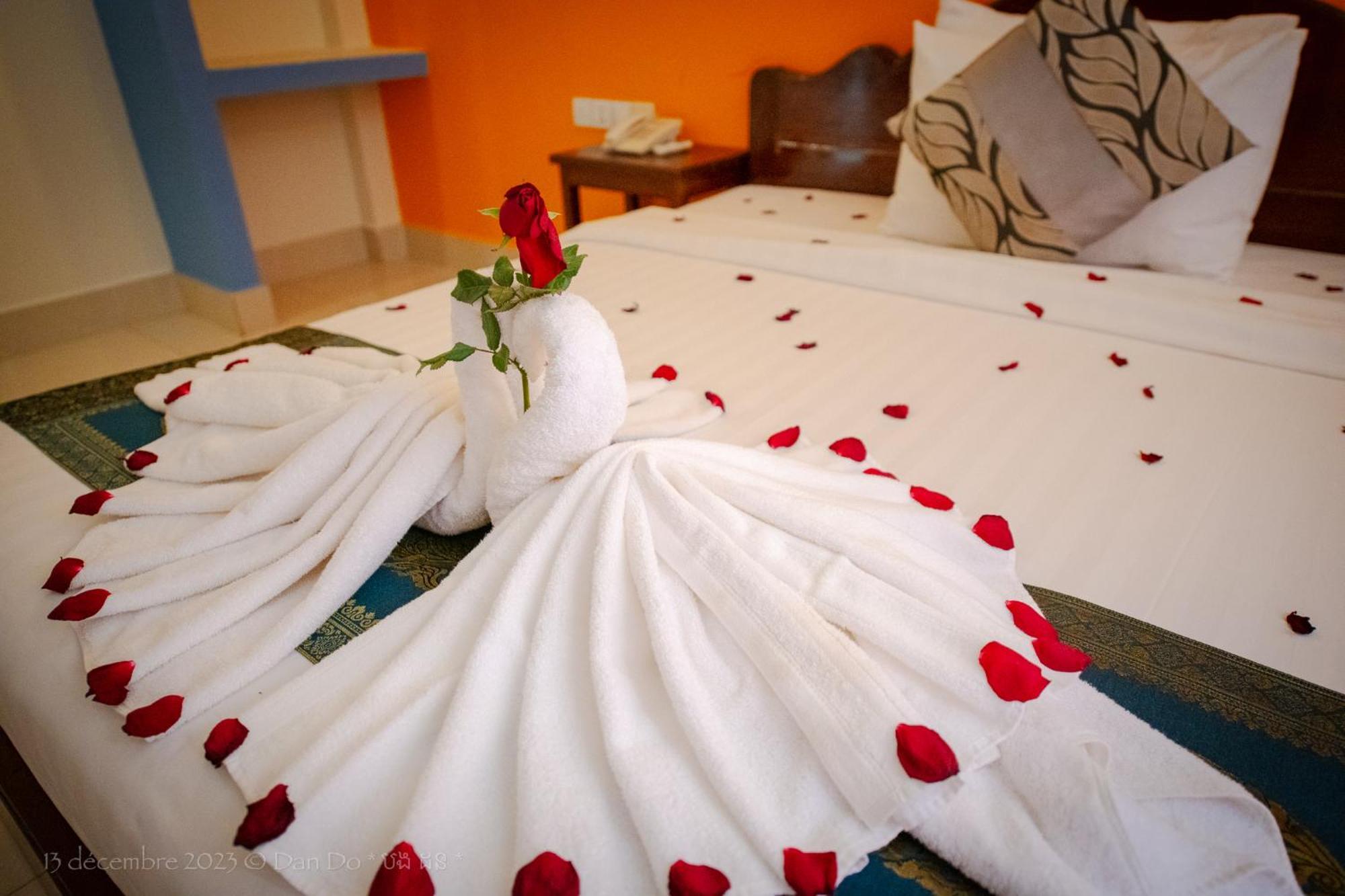 Plumeria Hotel & Spa シェムリアップ エクステリア 写真