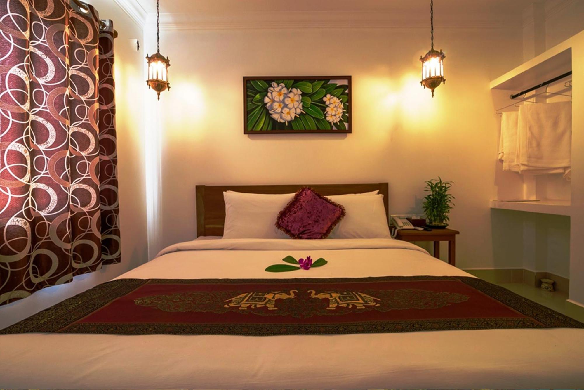 Plumeria Hotel & Spa シェムリアップ 部屋 写真