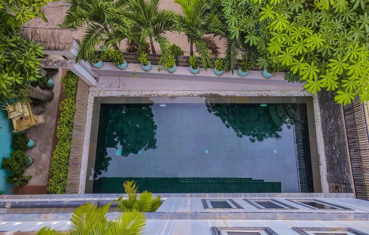 Plumeria Hotel & Spa シェムリアップ エクステリア 写真